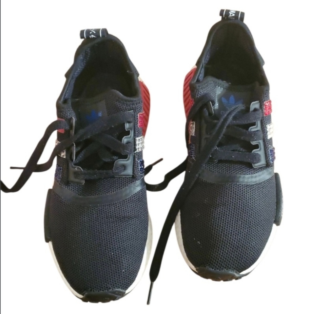 ADIDAS RUNNING SHOES IN EXCELLENT CONDITION SIZE 4.5 - Picture 2 of 10